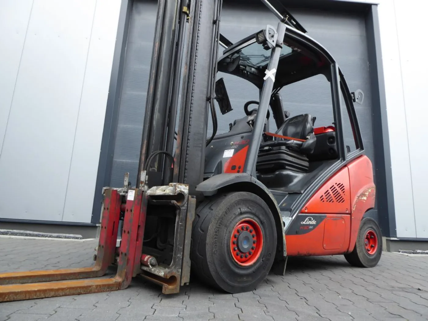 Linde H30T-02 - 2