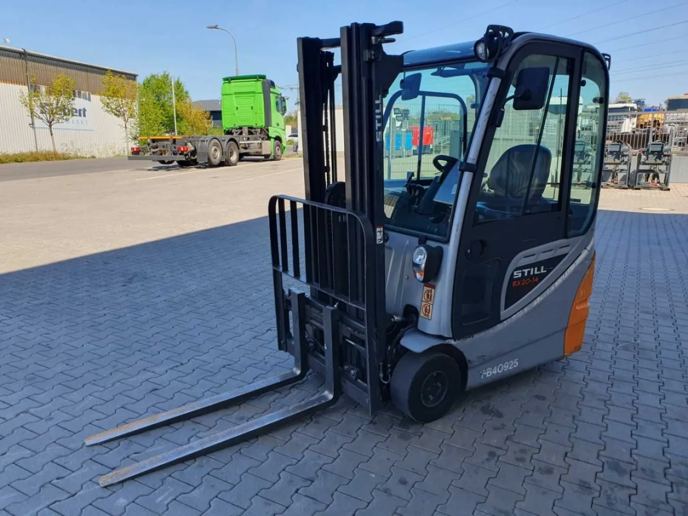 Still RX20-14 / 2023 / Triplex: 4.60m! / 2.604h / SS - 8