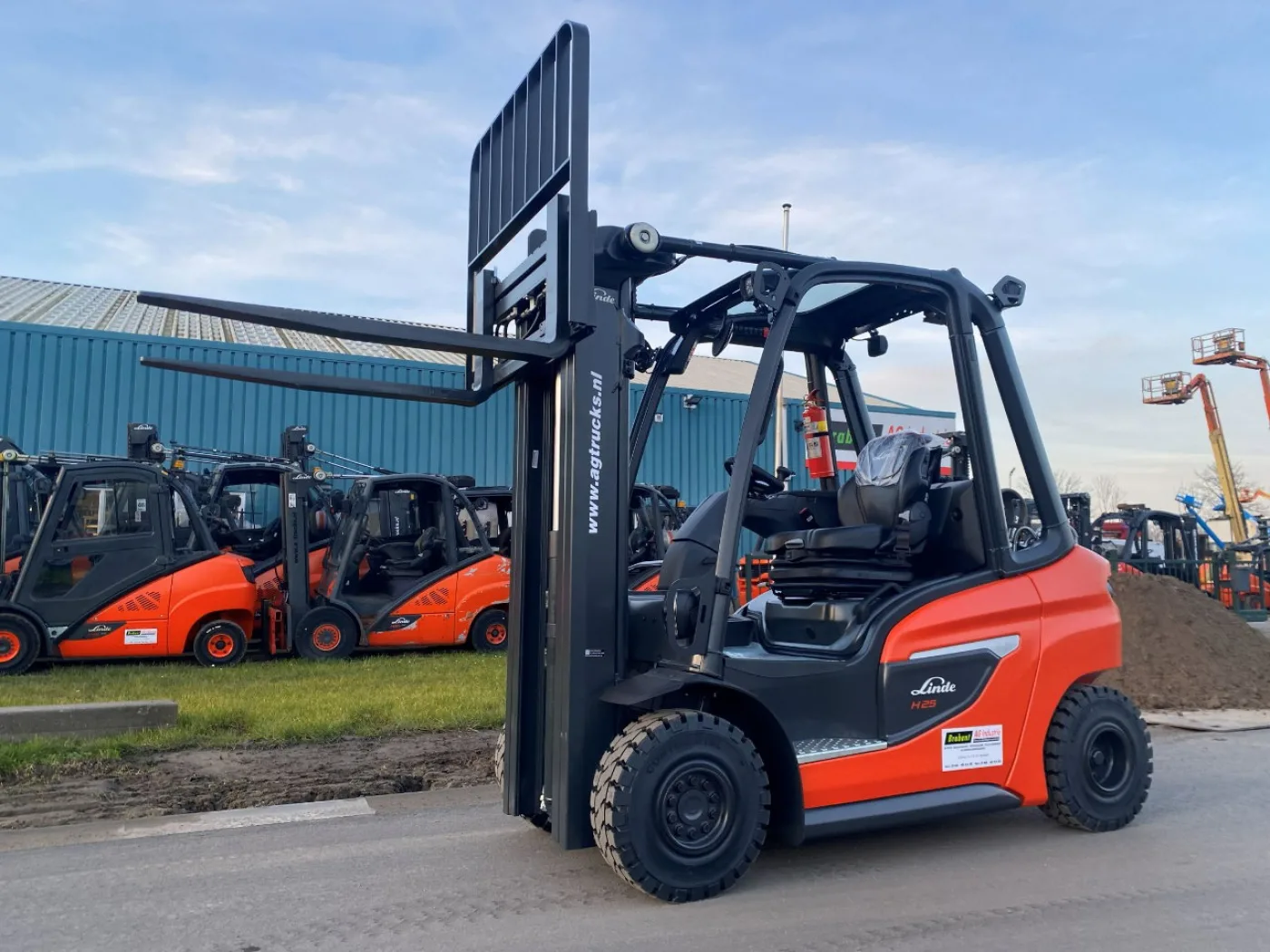 Linde H25T-01 - 3