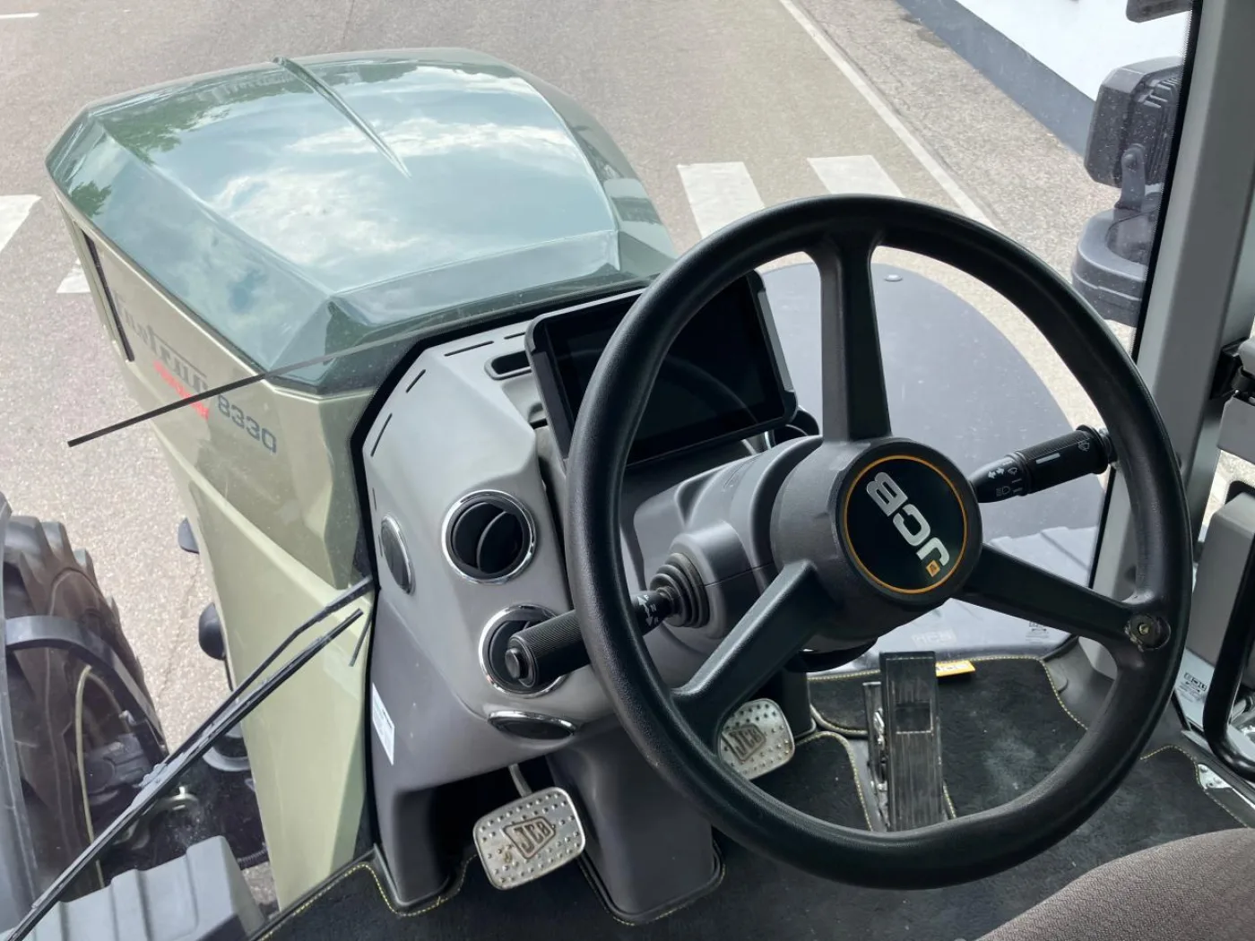 Schlepper JCB Fastrac 8330 iCON - 5