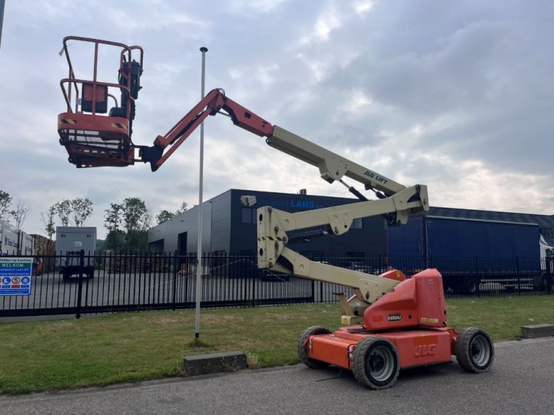 JLG E450AJ