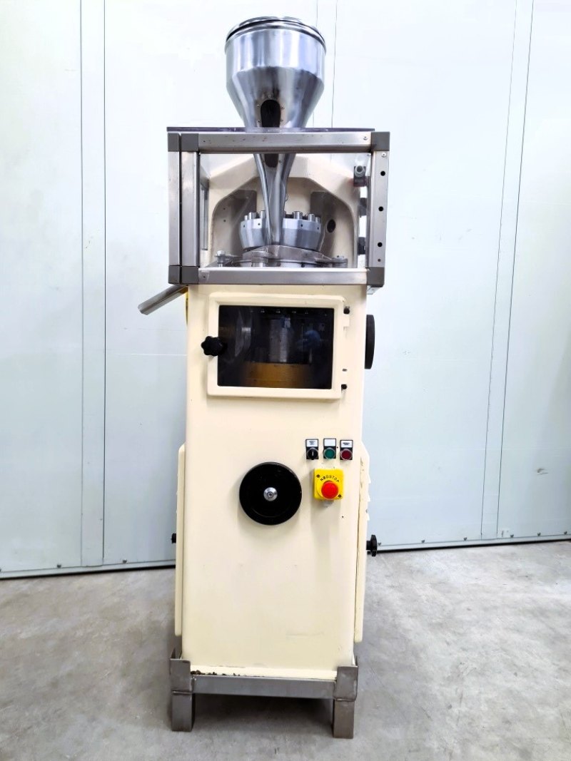 COMPRIMITRICE ROTATIVA – RONCHI (COD. PH-PR-COM-60)*