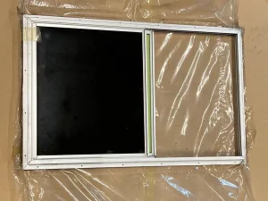 Schuifruit Land Rover 101 (blackout panel)