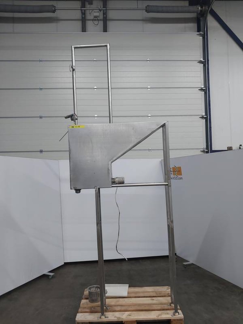 Sterilizer for splitting saw