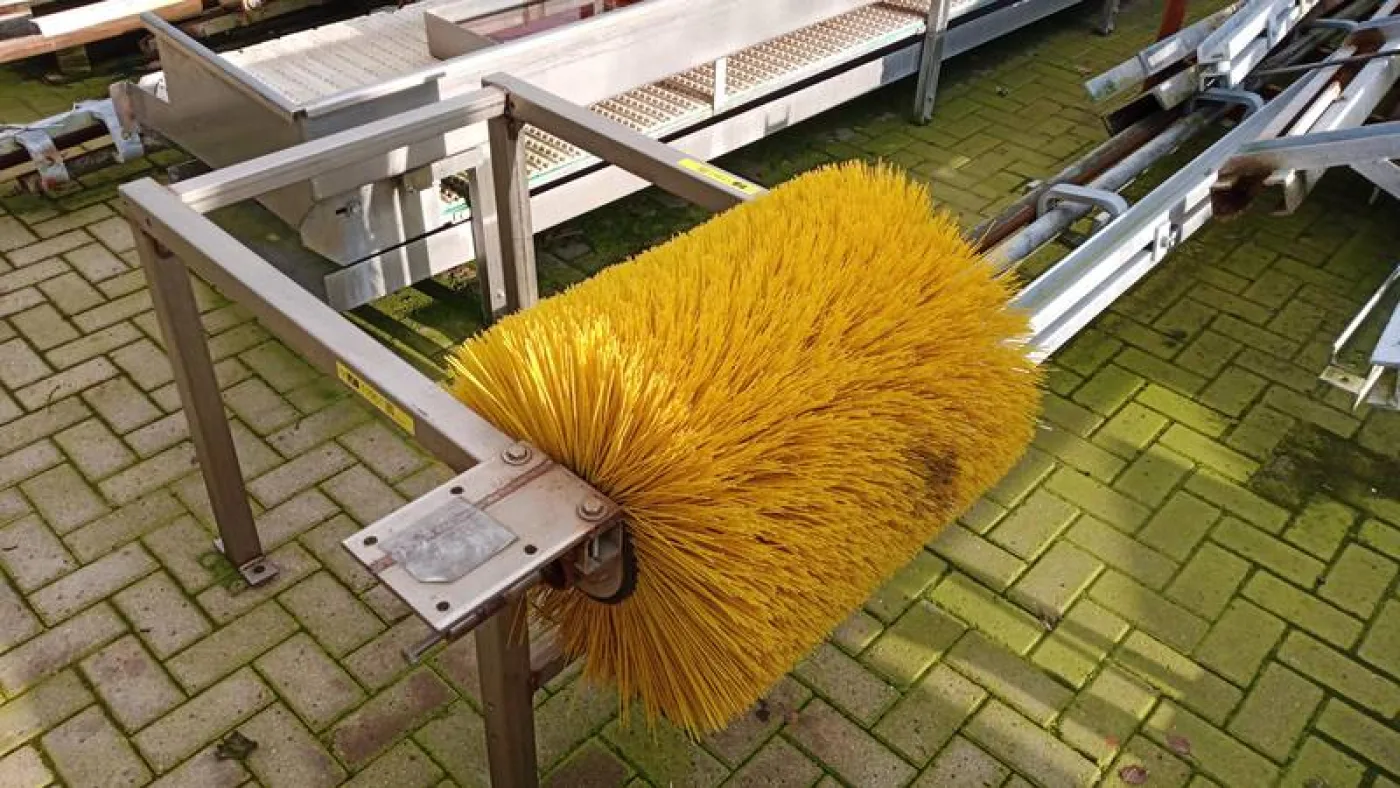 Brush - 2