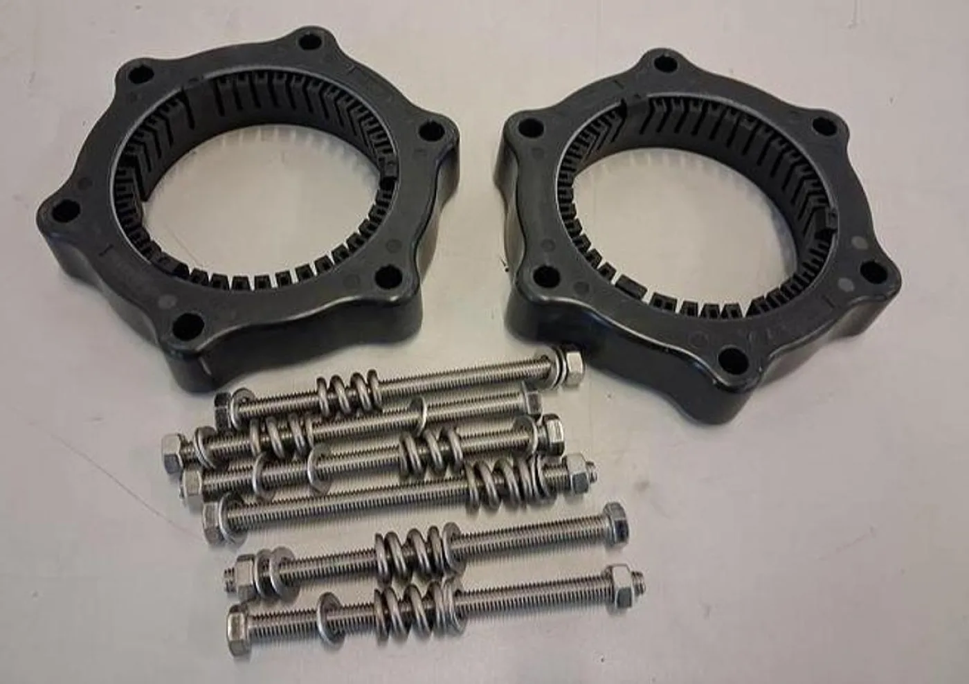 QVF Schellenringsystem Typ PF für Glas-Glas-Verbindungen DN100 - 2
