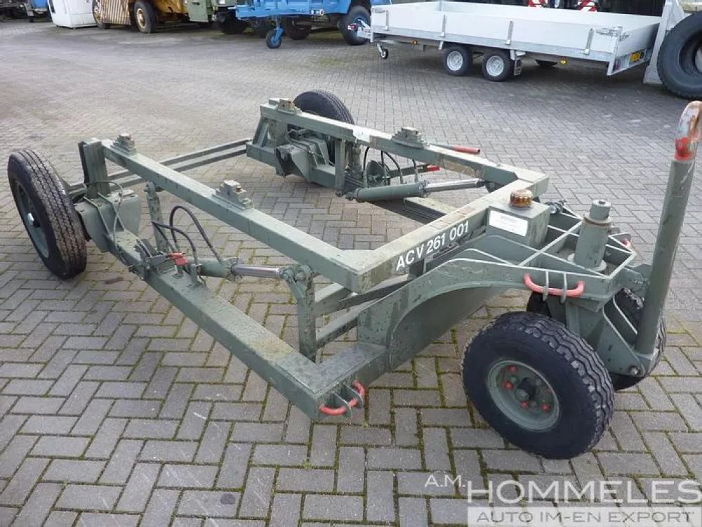 Specialist lift trailer