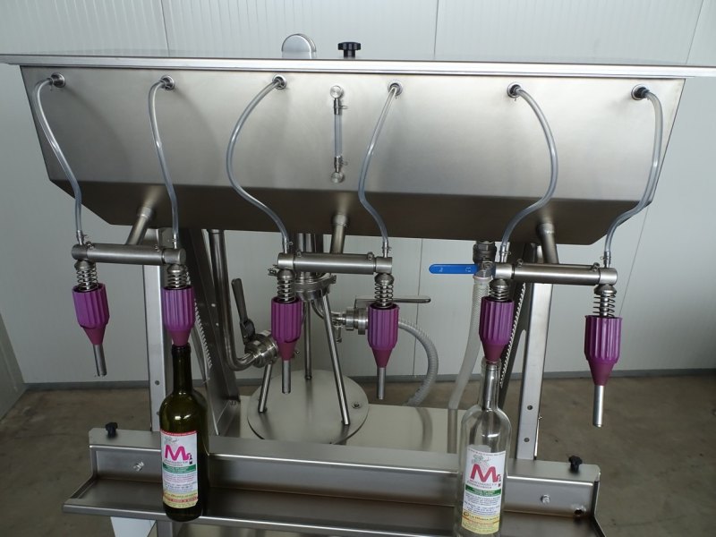 IN-LINE-FILLER 6 NOZZLES WITH MICROFILTER HOUSING NEW MACHINE