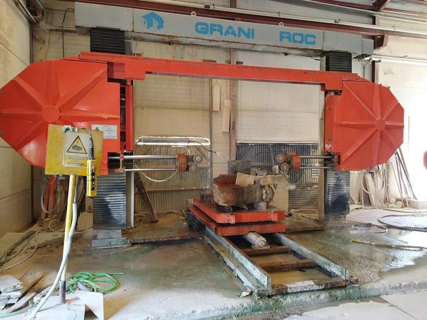 2001 GRANI ROC PBO 2500/3000- - 1