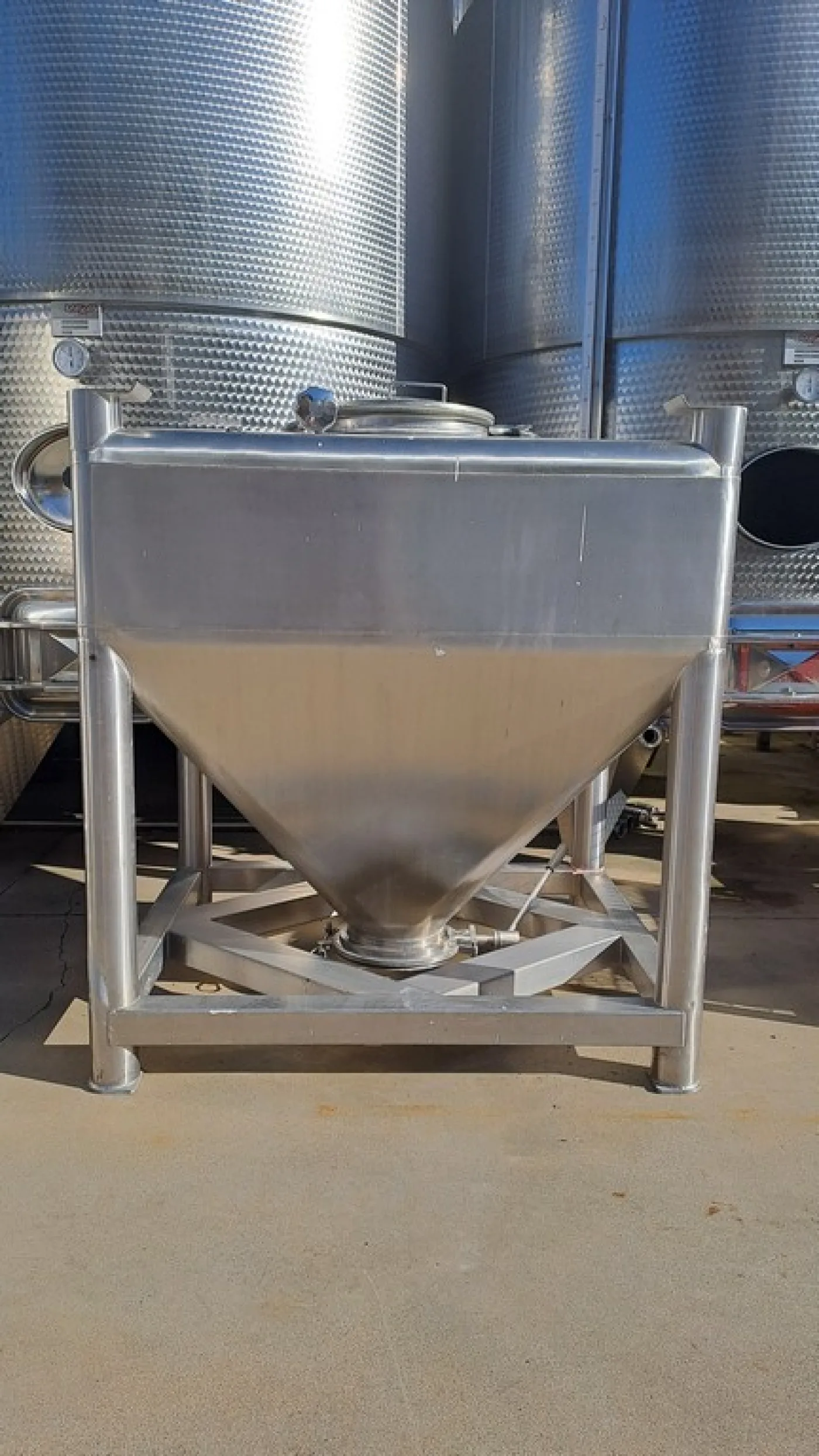 STAINLESS STEEL SUGAR HOPPER , SECOND HAND EQUIPMENT - 2