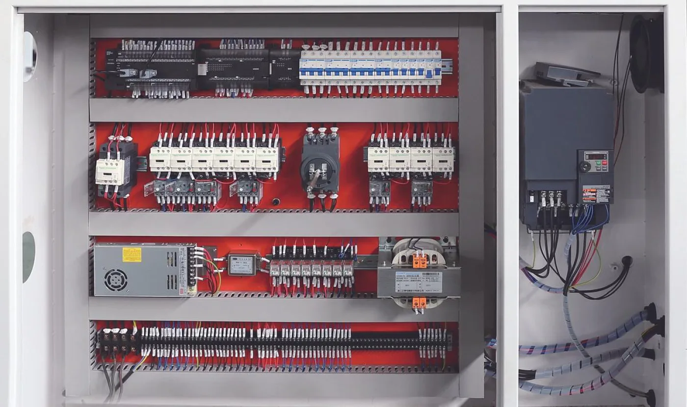 Diecutter with Stripping 1080CS - 5