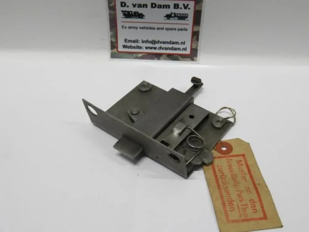 Deurslot links (closed cab)