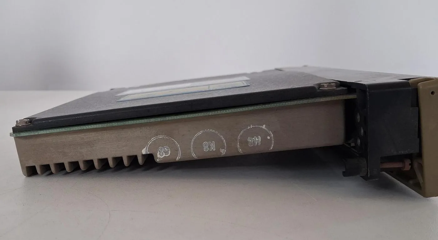 Modicon AS-B824-016 24VDC Output Module - 3