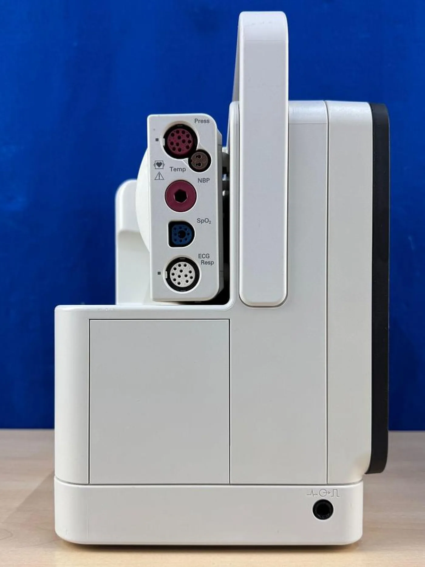Philips IntelliVue MX 400 Patient Monitor YOM: 2015 - 4