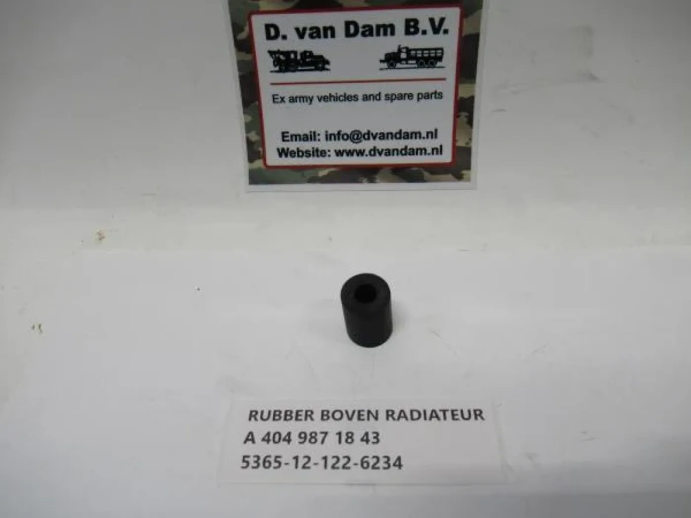 Rubber boven radiateur - 1