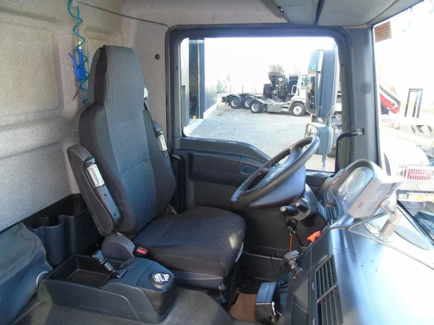 MAN Tgm 26.340 + 19.000 Liter + 4Comp + 6X2 - 6