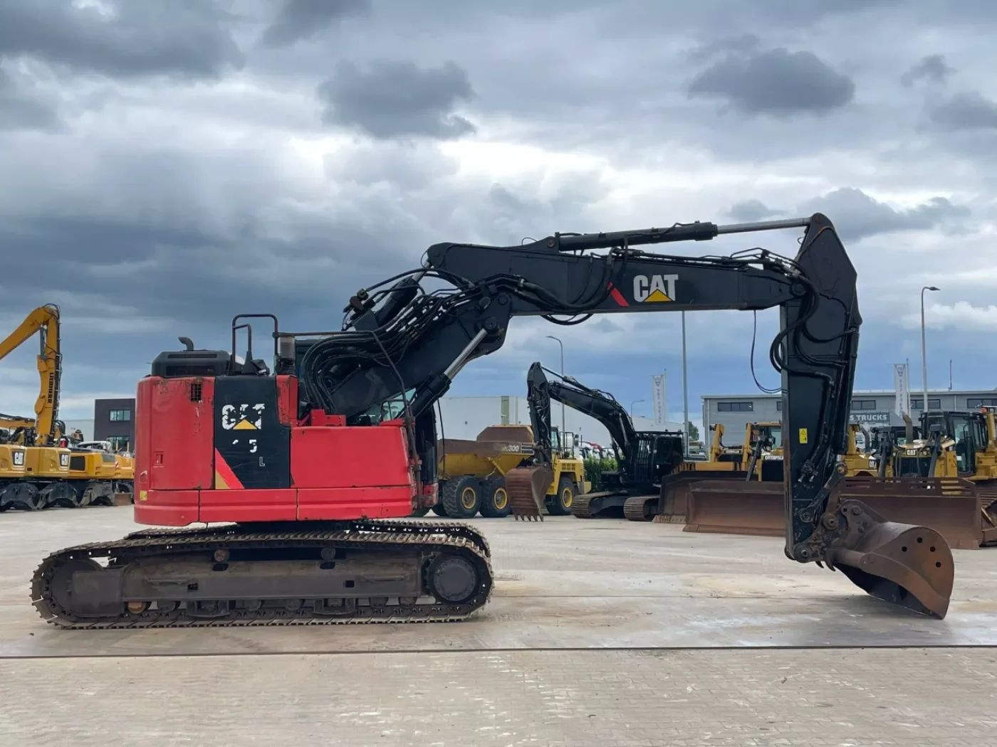 Caterpillar 325 F LCR - 6