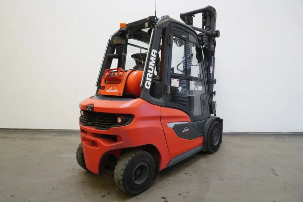 Frontstapler Linde H 30 T 1202 (2020)