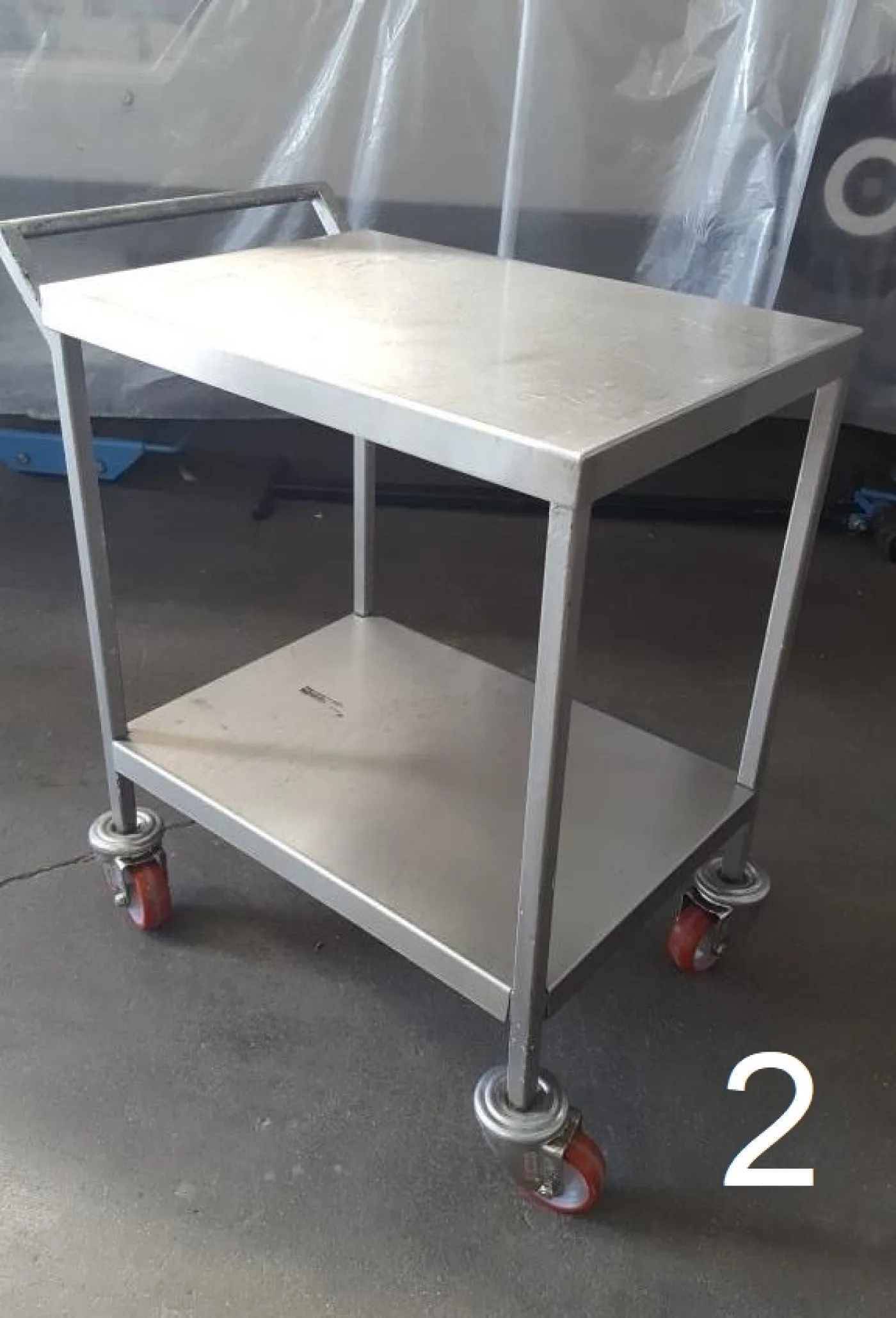 CARRELLI IN ACCIAIO INOX - 2