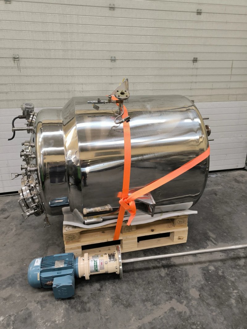 REACTOR TINSMACAL STAINLESS STEEL WITH JACKET AND AGITATION