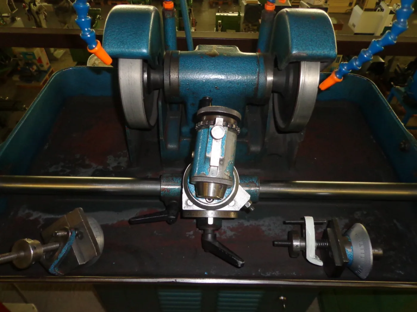 AFFUTEUSE D’OUTILS “CINCINNATI MILACRON” TYPE AS - 2