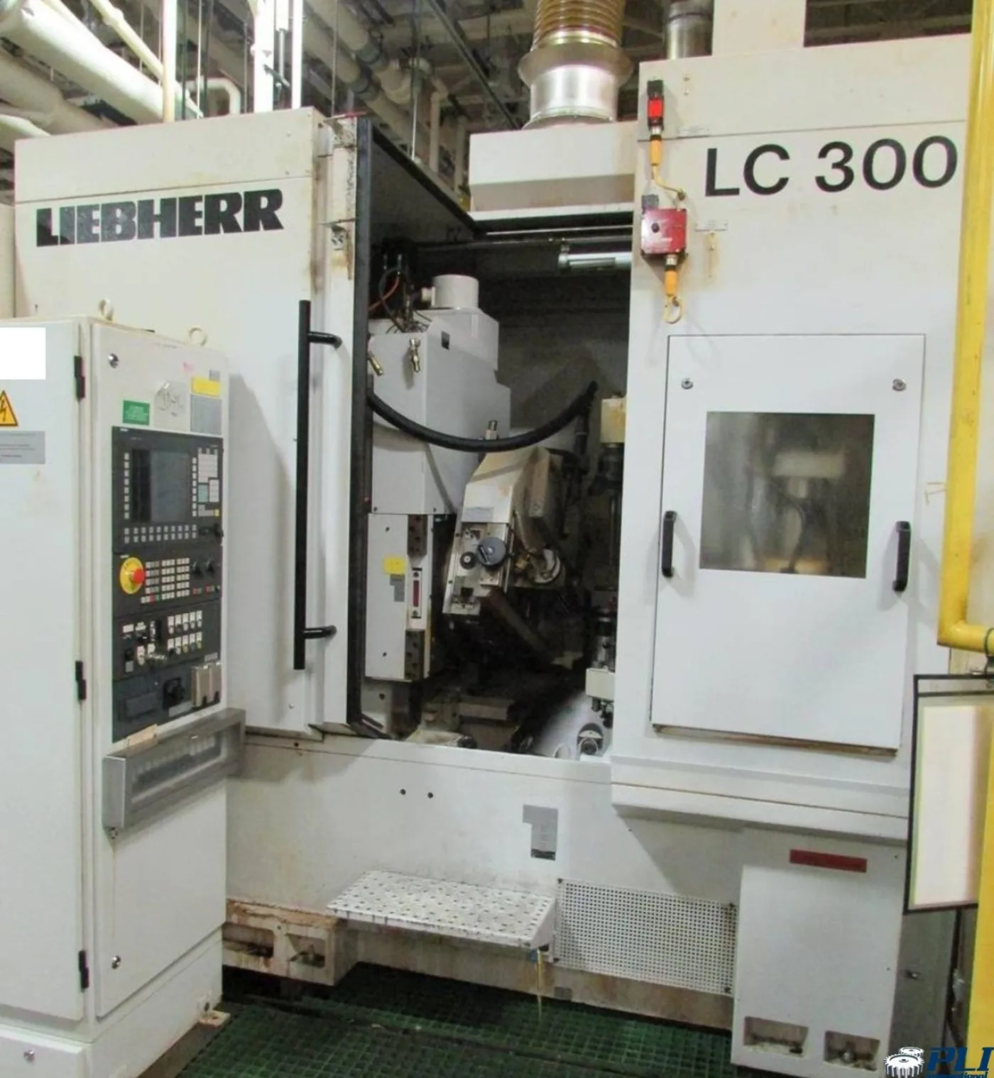 CNC Gear Hobbing Machine – LIEBHERR LC300 - 1