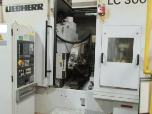 CNC Gear Hobbing Machine – LIEBHERR LC300