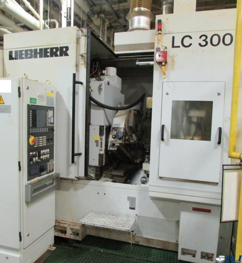 CNC Gear Hobbing Machine – LIEBHERR LC300