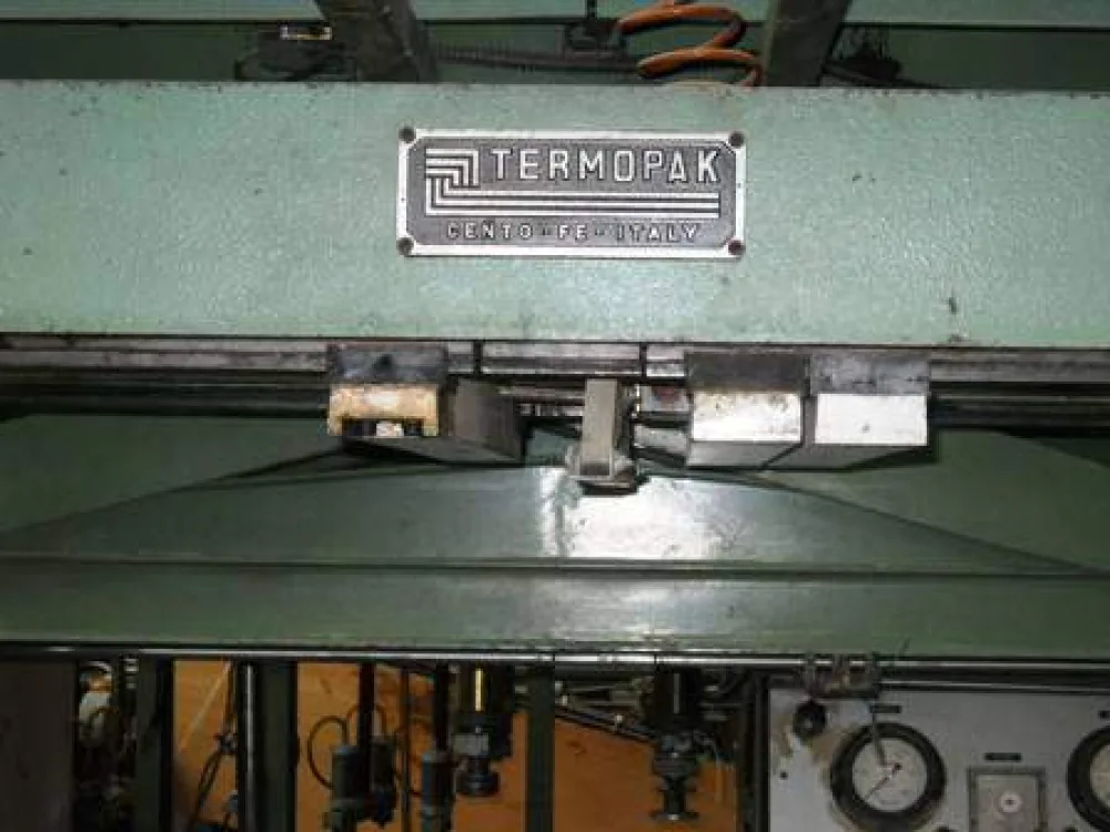 STRETTOIO PER CORPI DI MOBILI TERMOPAK