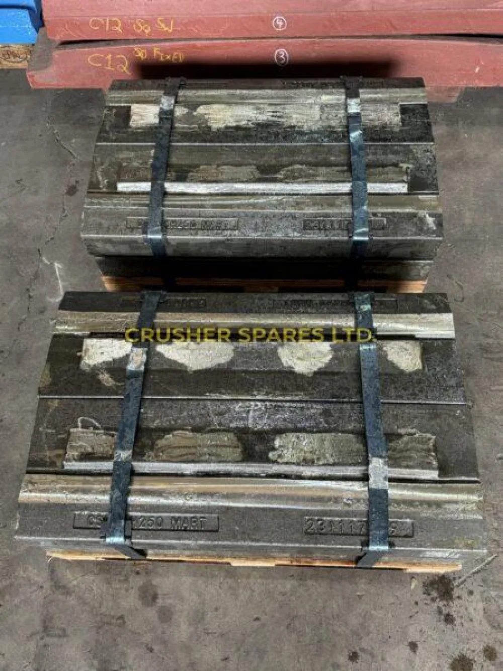 CR004-001-MA500 | Blow Bar Hammers | XH250 | Martensitic |