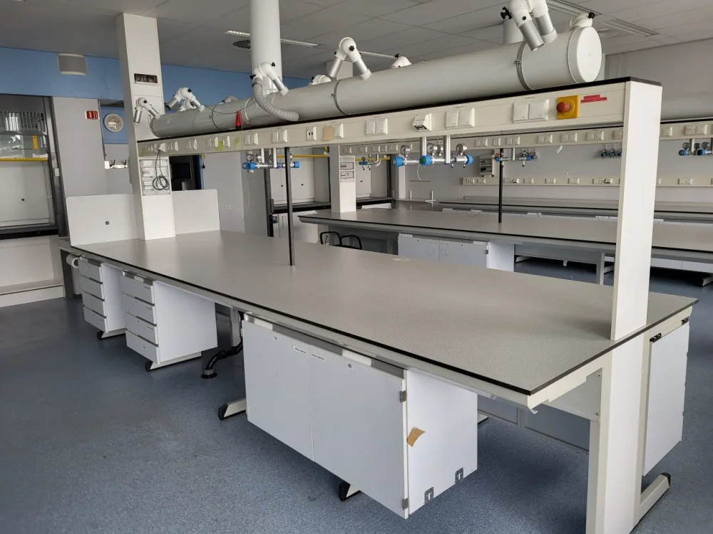 1931 – Used S+B Island table (530 cm)