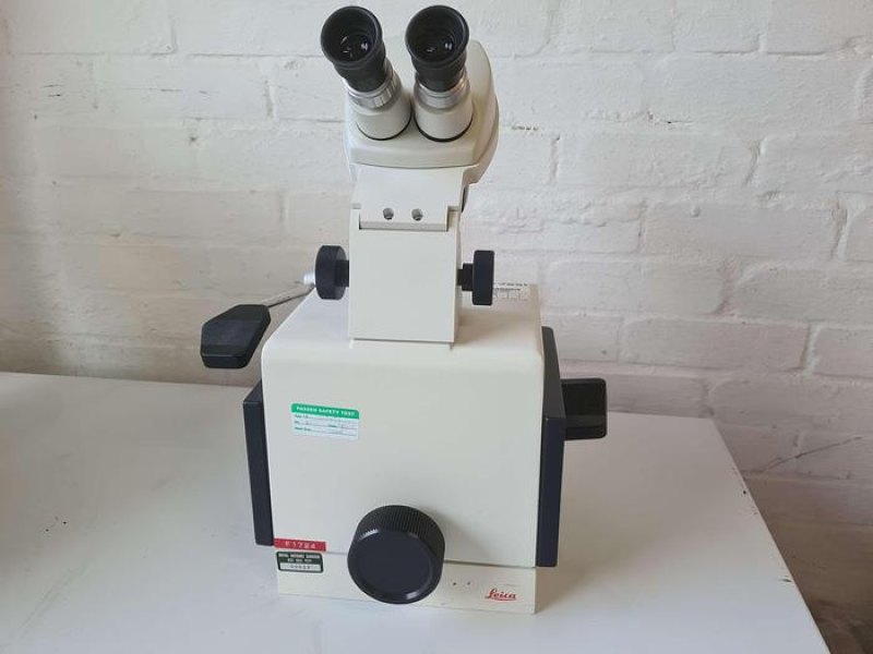 Leica Reichart Ultratrim Microtome