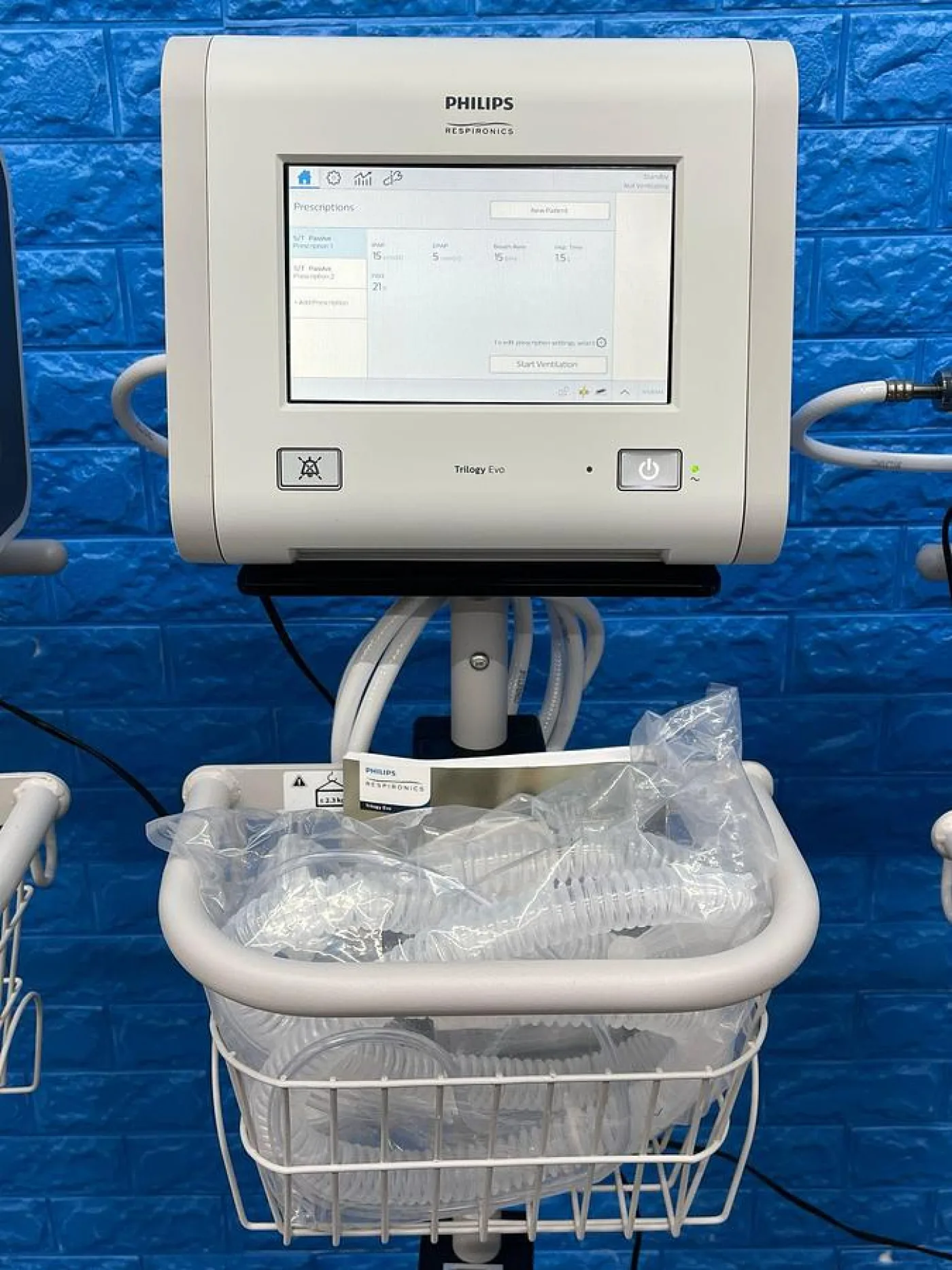 Philips Trilogy EVO Ventilator - 7