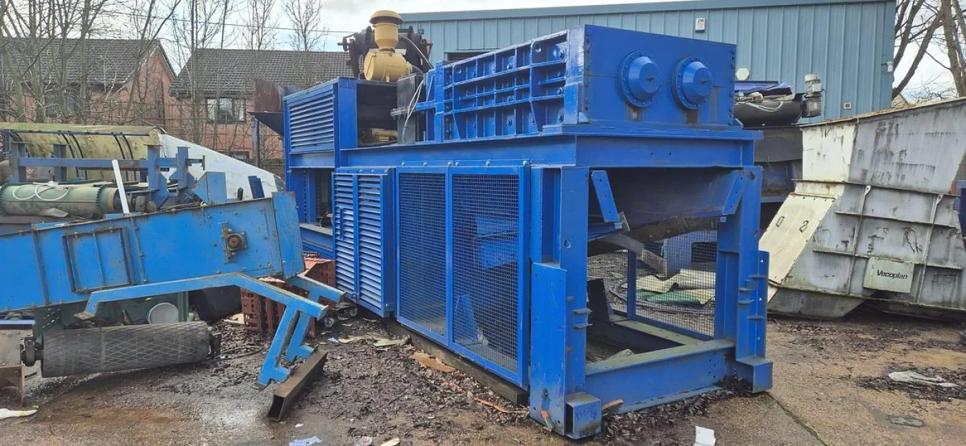 2020 Heavy Duty Twin-shaft Shredder - 1