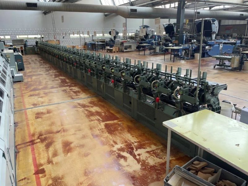 Muller Martini 272 gathering machine