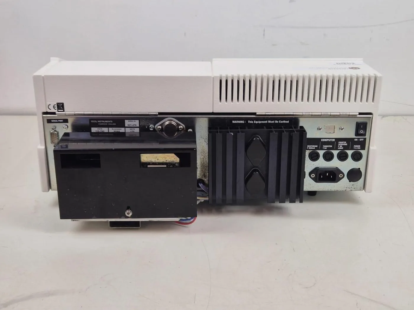 Cecil CE1021 Spectrophotometer - 4