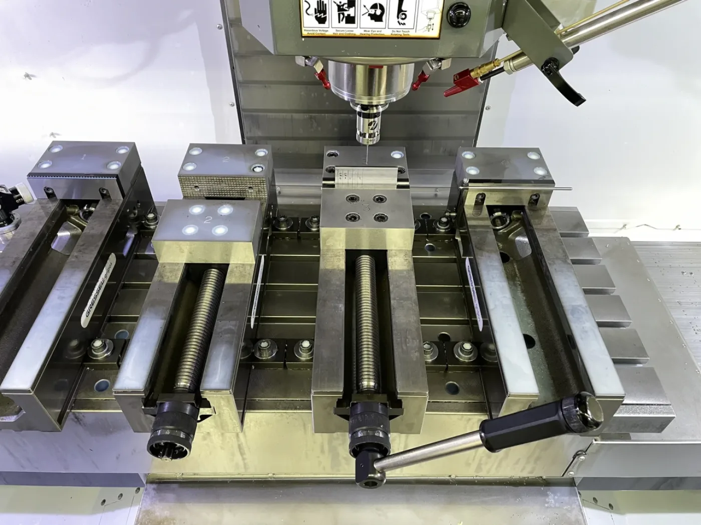 022056 - HAAS VF-4 SS - 3