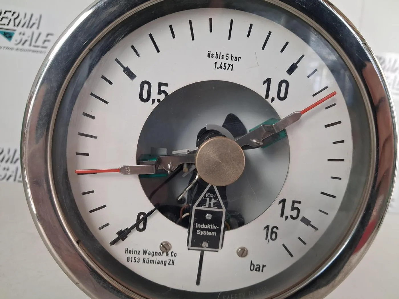 WIKA NG160 Pressure Gauge 0–1.6 bar with Inductive Contact - 3