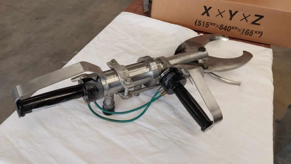 Hock Cutter