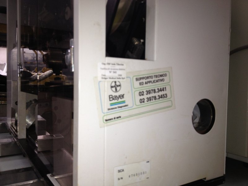 SISTEMA AUTOMATICO PER COLORAZIONE DI VETRINI PORTAOGGETTI PER ISTOLOGIA TISSUE TEC SCA – MOD. 4765