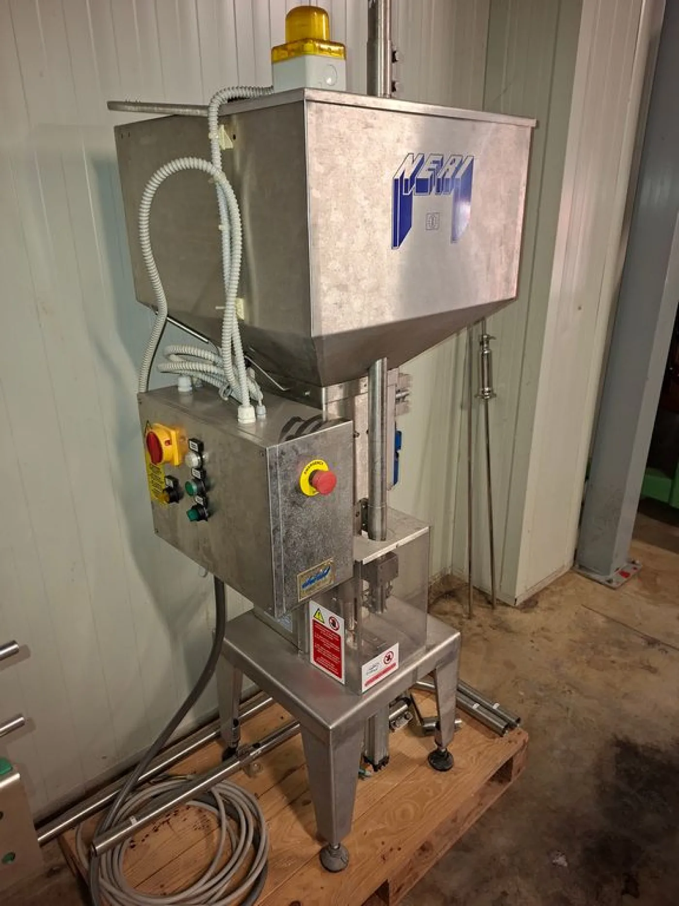 FEEDER BRAND NERI FOR NATURAL CORKS, SECOND-HAND MACHINE - 3
