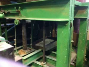 PRESSA 2500x1200