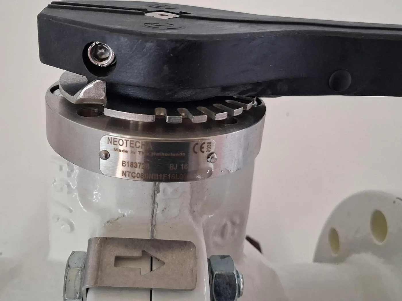 Neotecha PTFE-ausgekleideter Kugelhahn DN80 PN16 mit Handhebel - 5