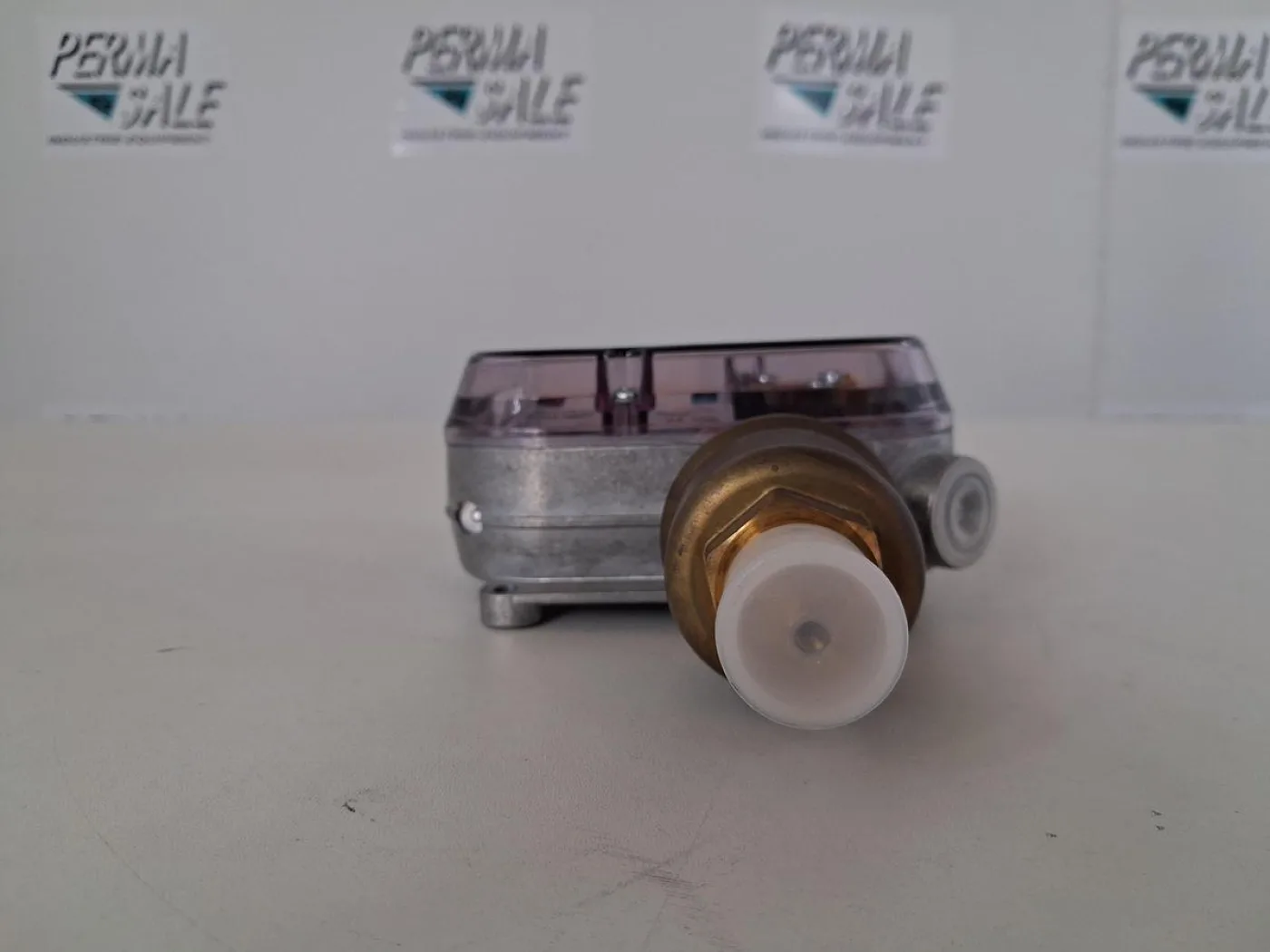Sauter DFC17B58 F001 Druckschalter - 2