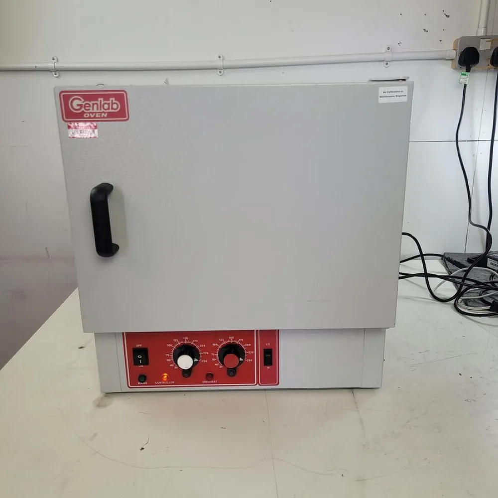 Genlab MINIS/30 Laboratory Incubator