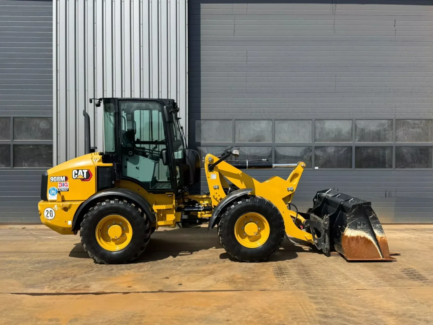 Caterpillar 908M - 5