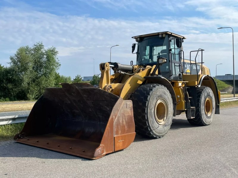 Caterpillar 966M