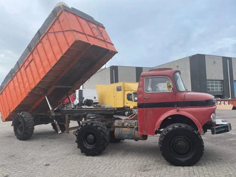 Mercedes-Benz 813 813 + Manual + Kipper + 4x4