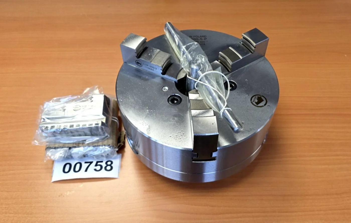 3-Backen Drehfutter BISON Typ 3544-200-5P / Stahl - 1