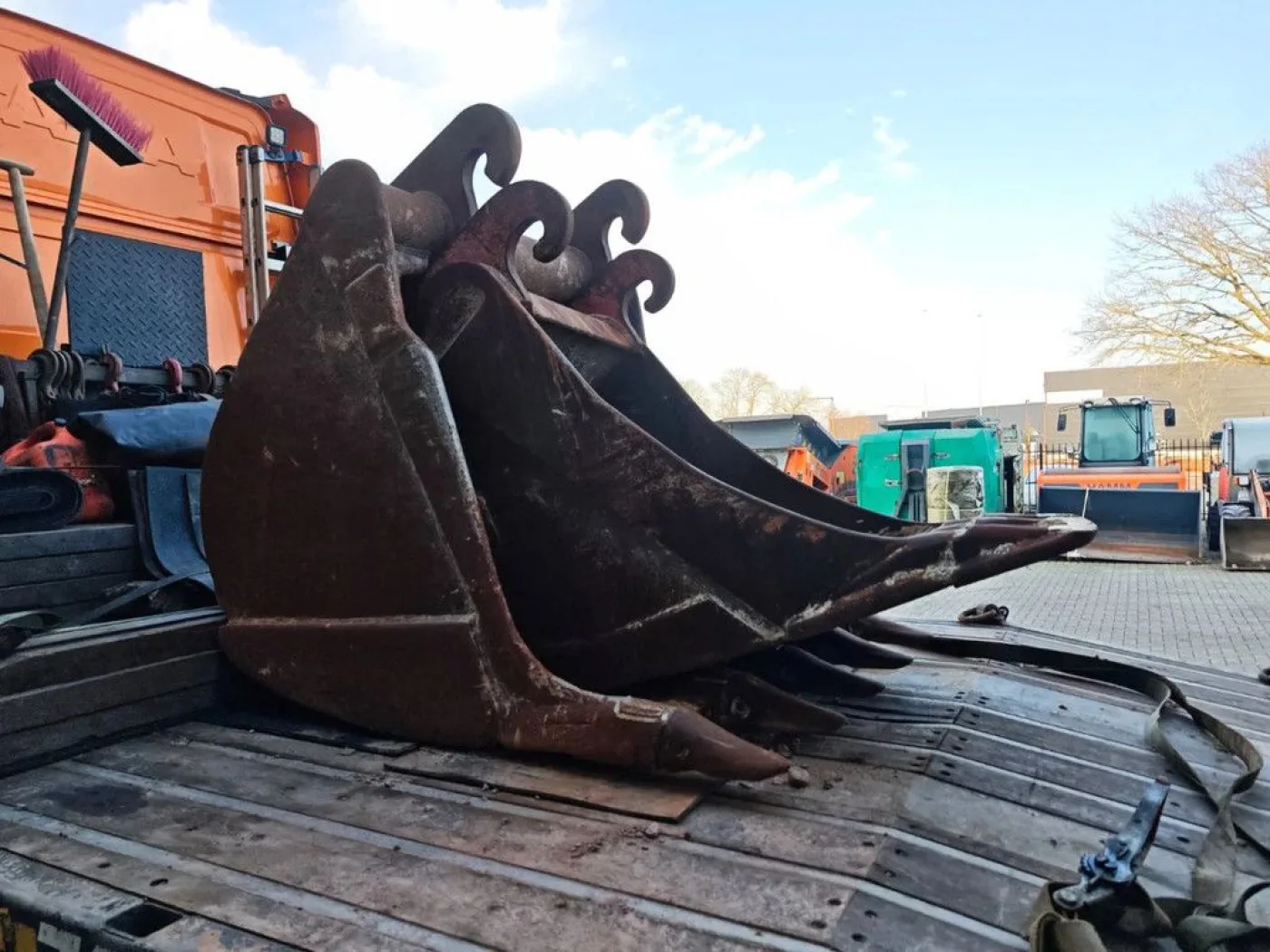 Komatsu PC 240 NLC-8 3 Buckets German Machine! - 8